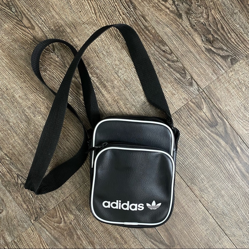 Adidas crossbody